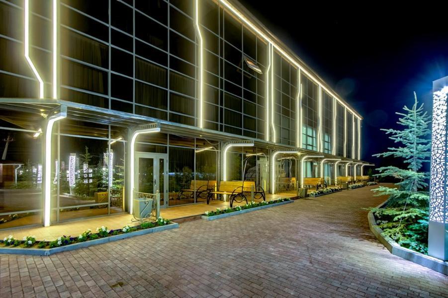 Karagat Hotel Karakol Ngoại thất bức ảnh